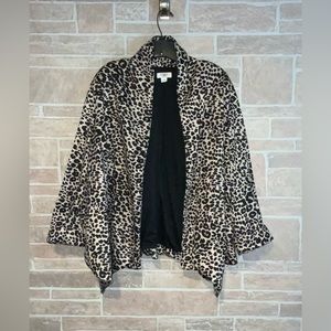 Cato  Plus size Leopard Knit Open Front w/shoulder pads Jacket size 22/24.